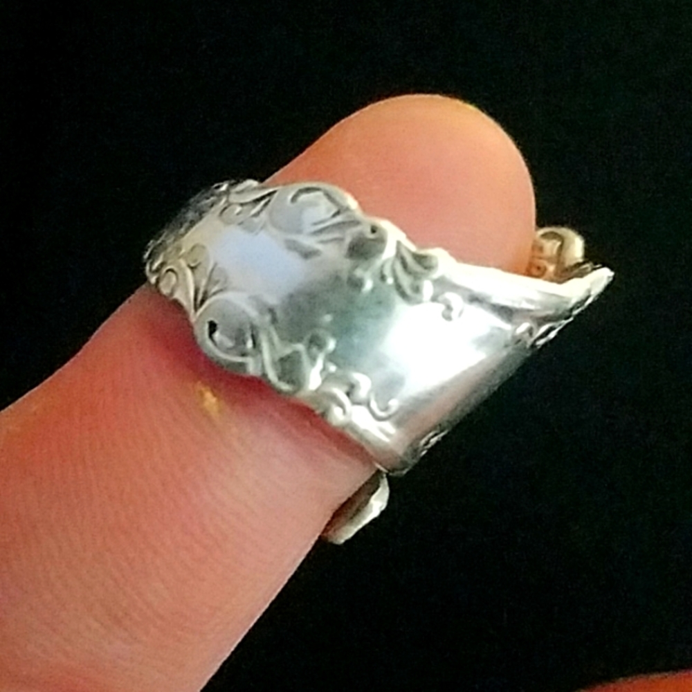 Vintage Spoon Ring - Picture 4 of 4